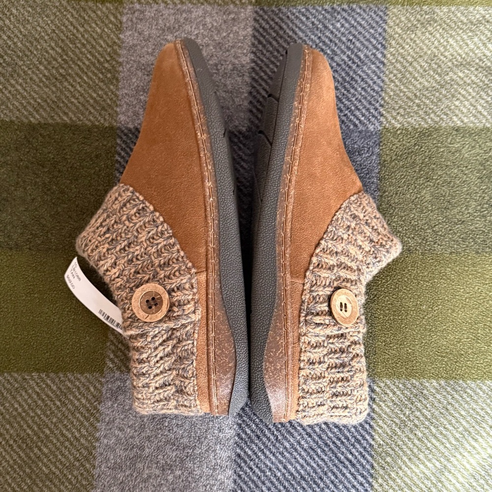 NWT-Women’s Clarks Clogs / Mules / Slippers Sherpa Lined - Tan - Size 10 - Picture 9 of 10